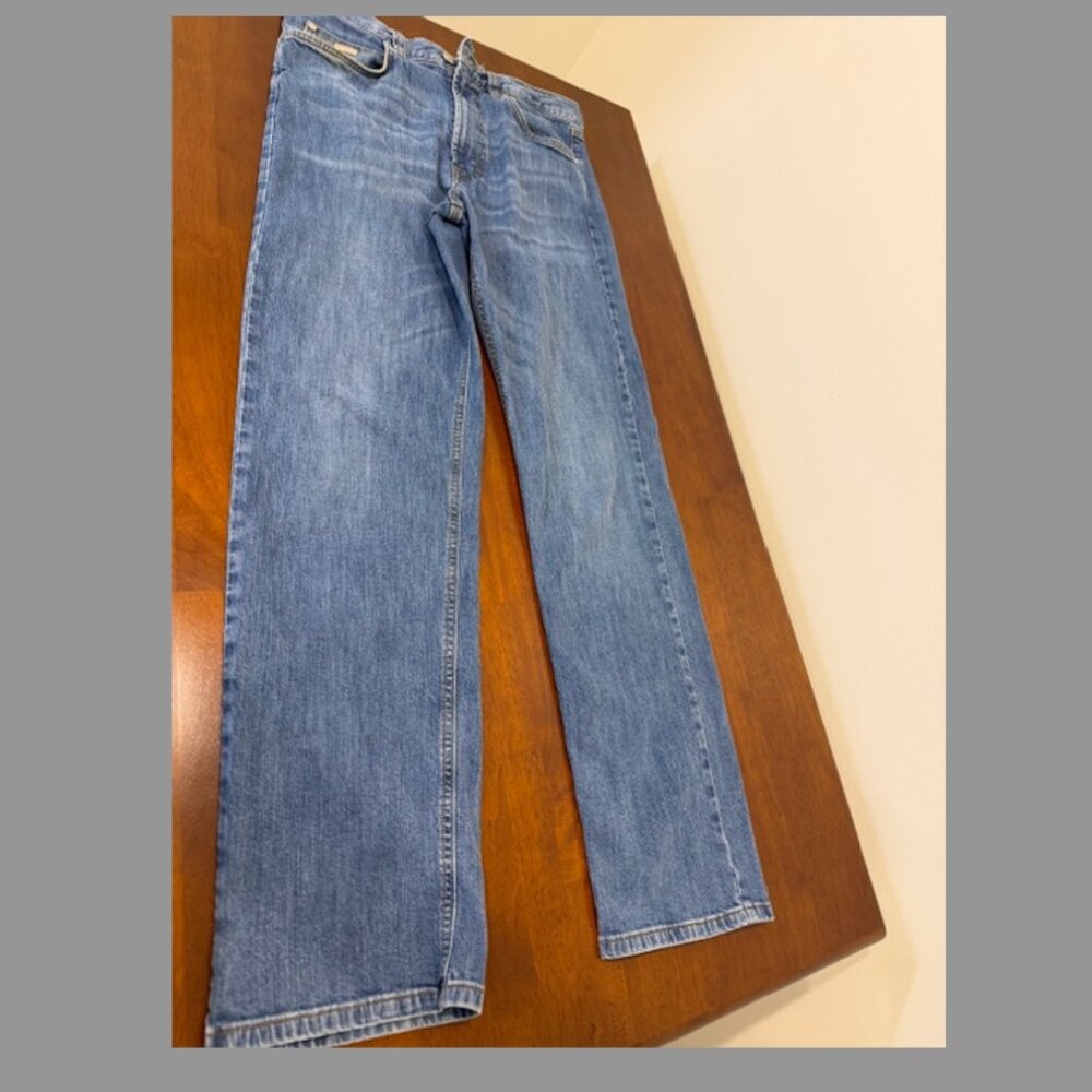 Boss Hugo Boss Men’s Denim Jeans Size 33 x 32.